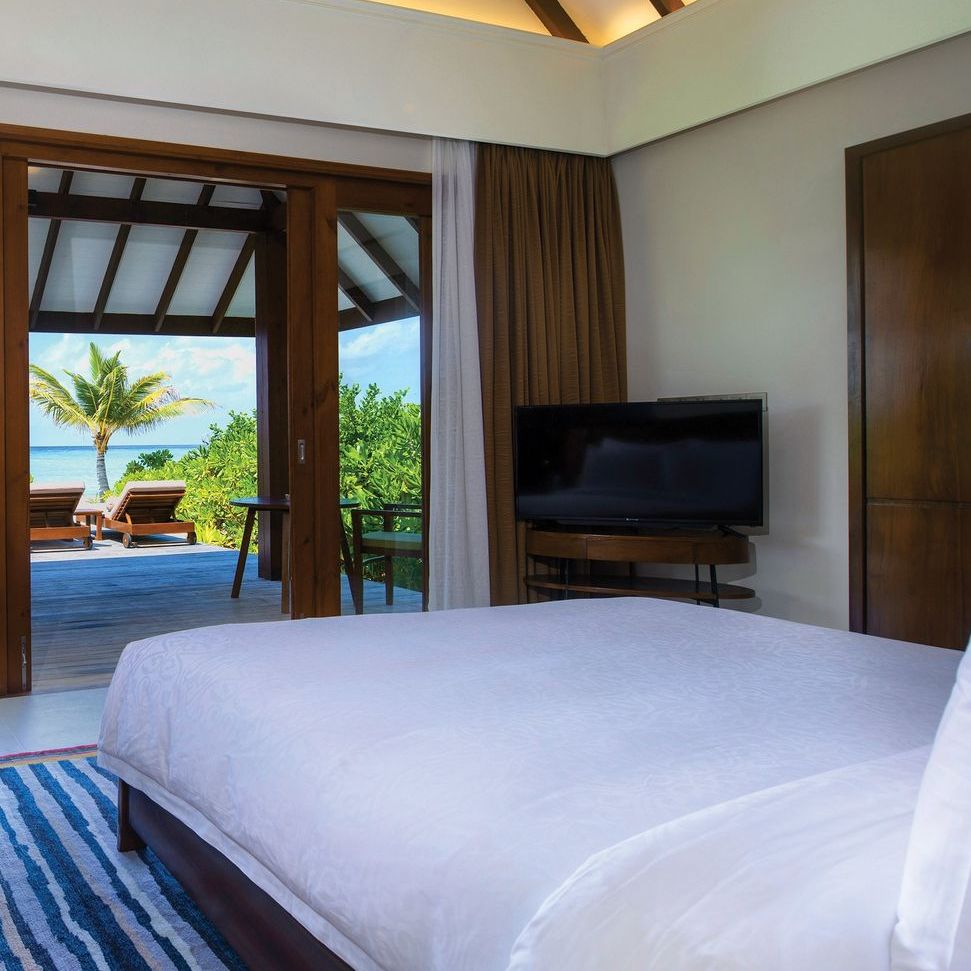 Beach Villas in Maldives l VARU by Atmosphere